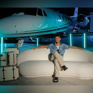 Meet your Posher, Jason